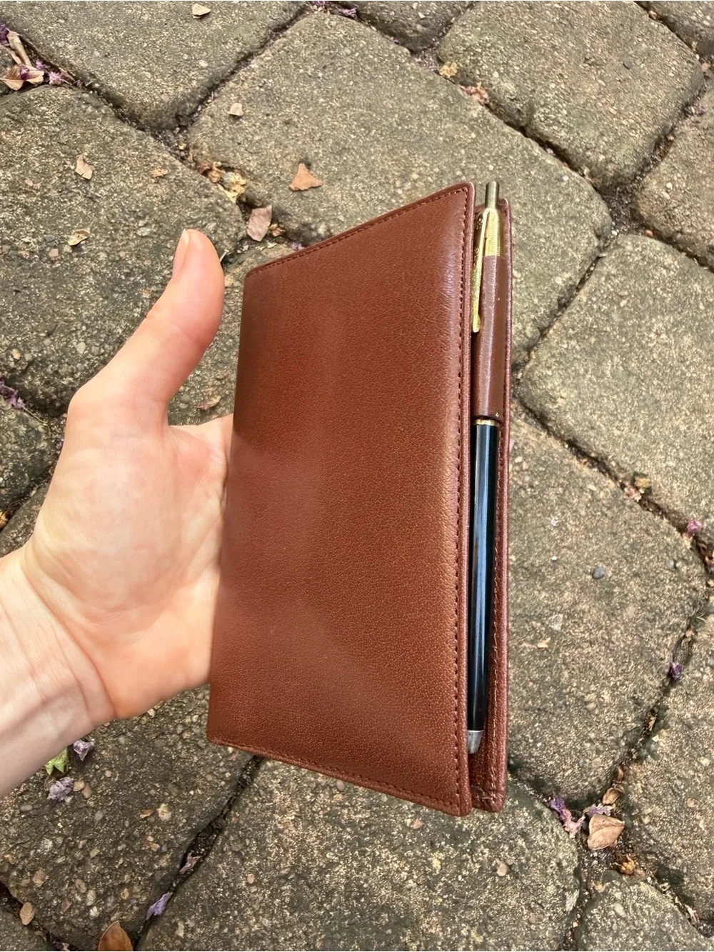 Vintage Genuine Calfskin Leather Checkbook Wallet Cover Brown w/ Pen